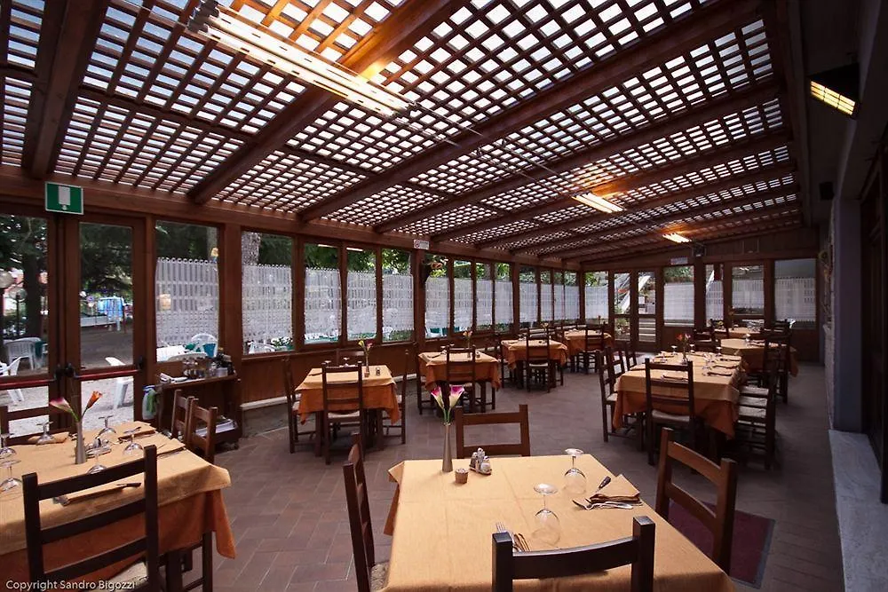 ***  Hotel Ristorante Tre Stelle 산탈비노 이탈리아