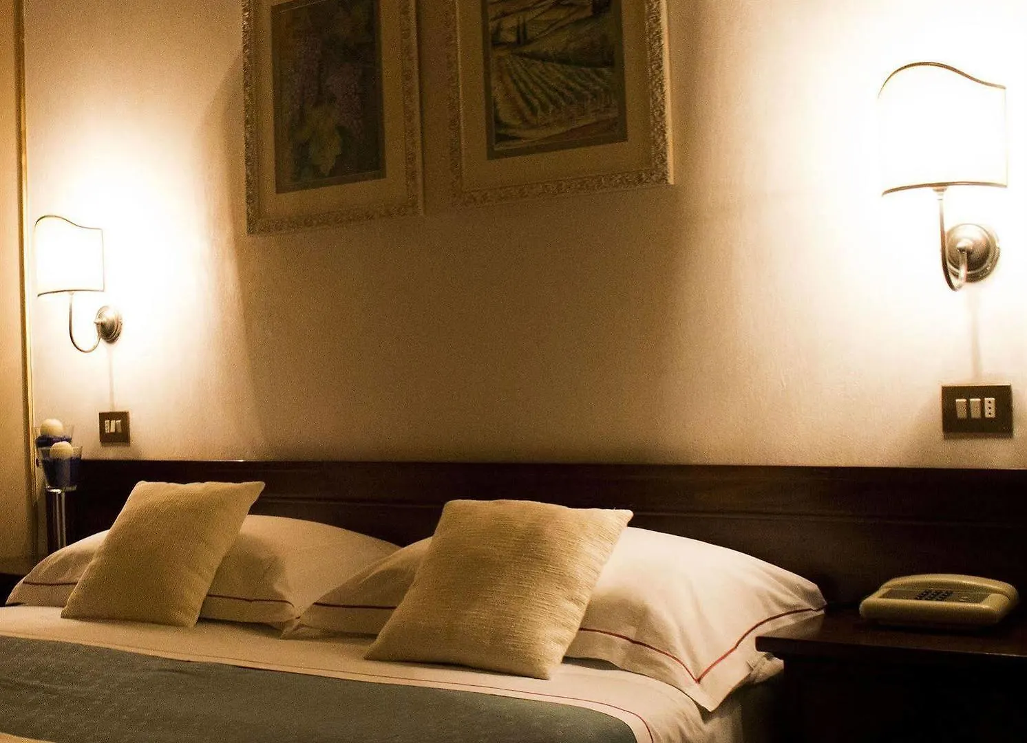Hotel Ristorante Tre Stelle 산탈비노