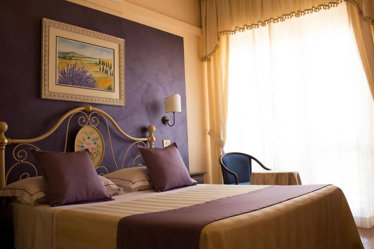 Hotel Ristorante Tre Stelle 산탈비노 3*,